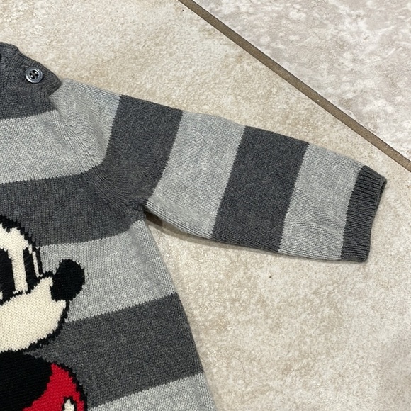 Baby Gap x Disney Mickey Mouse Knit Romper Onesie 3-6 Months - Picture 6 of 7